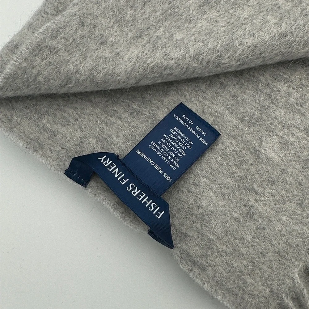 Fishers Finery 100% cashmere glove, scarf set Soft Grey